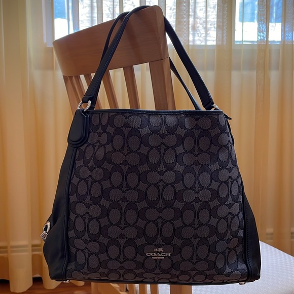 Coach Purse - Picture 3 of 14